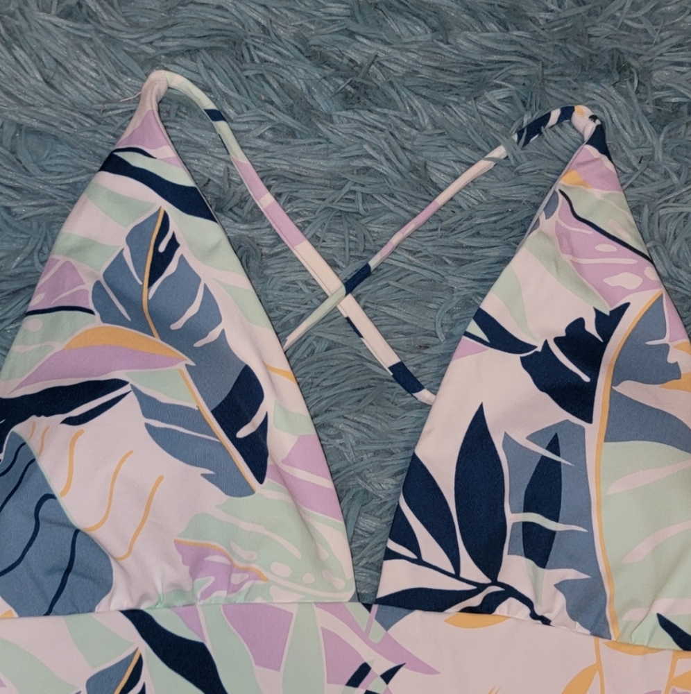 Roxy One Piece - image 3